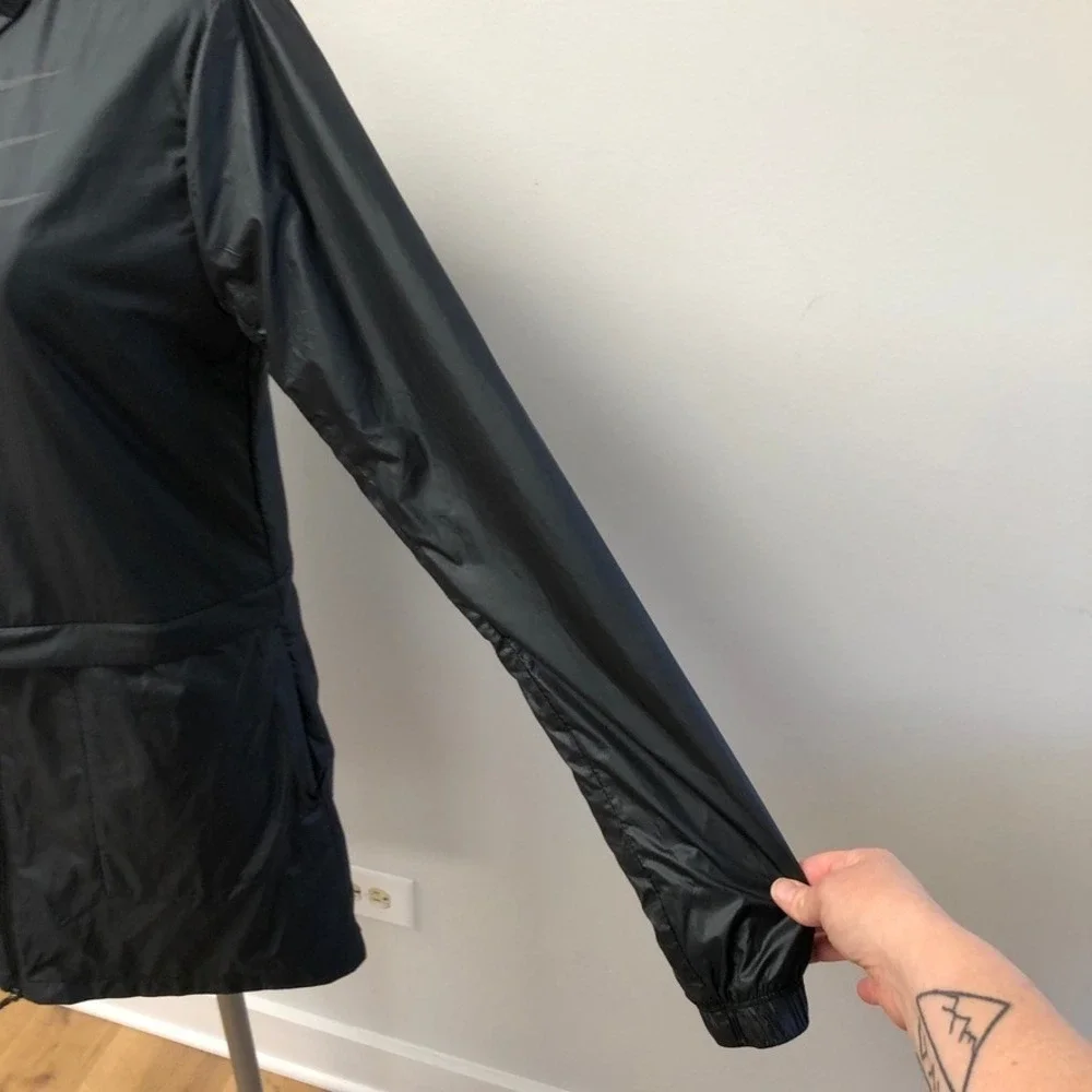 Nike Running Jacket Womens Small Tall Black Aeroshield Triple‎ Swoosh Activewear
